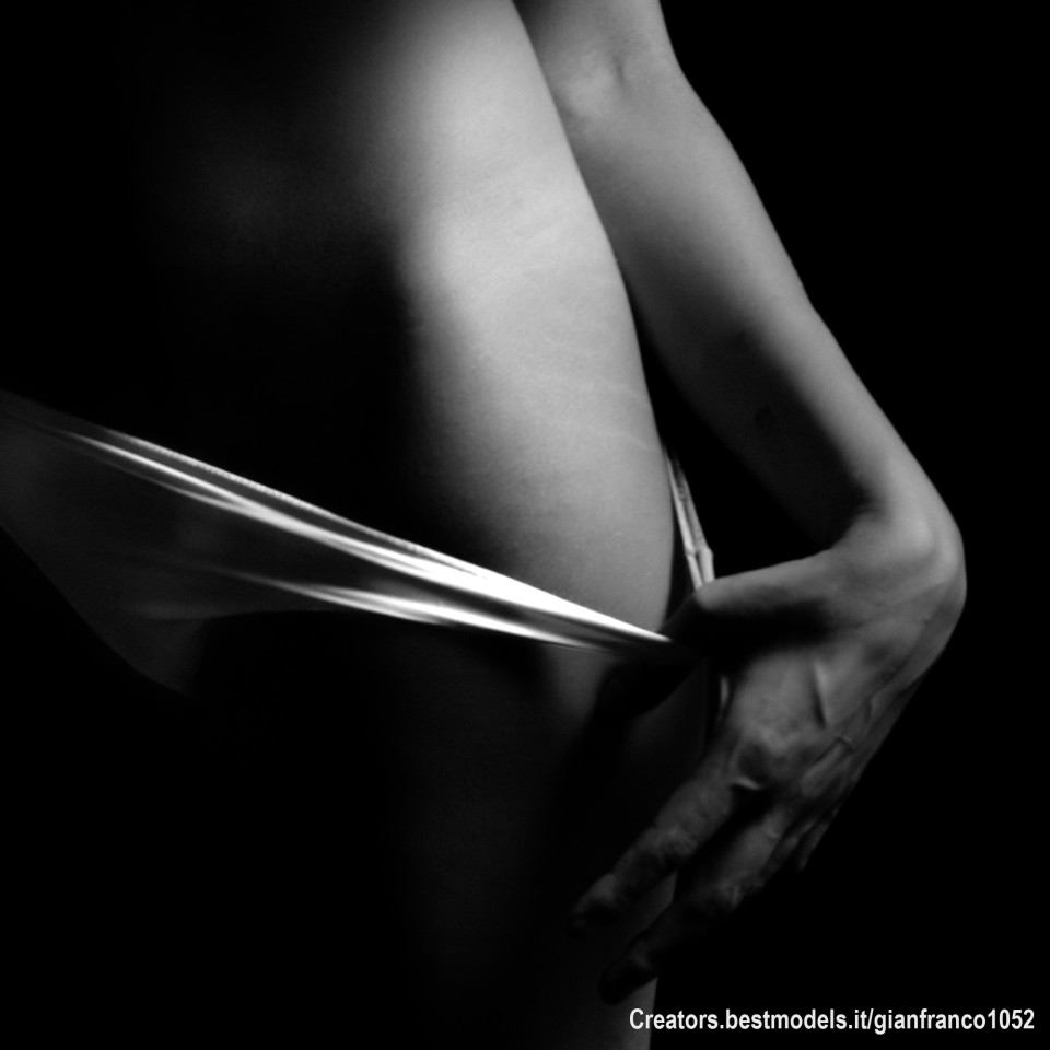 qualcosa accade nel buio